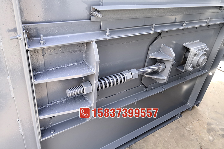 NE30板鏈鬥式提升機尾部箱體